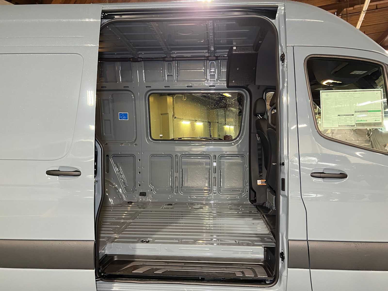 2026 Mercedes-Benz Sprinter Cargo 2500 Standard Roof I4 Diesel HO 144 AWD