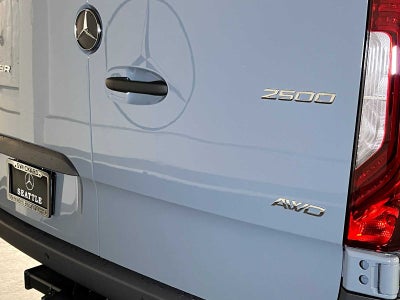 2026 Mercedes-Benz Sprinter Cargo 2500 Standard Roof I4 Diesel HO 144 AWD