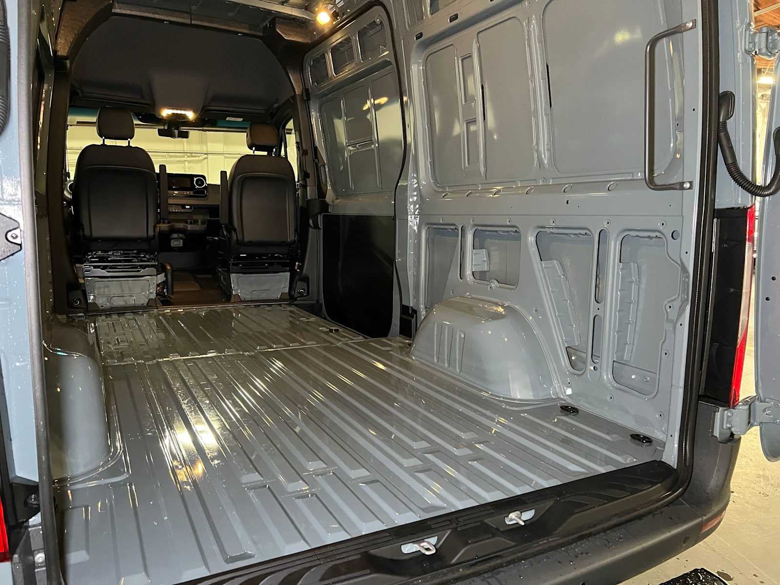 2026 Mercedes-Benz Sprinter Cargo 2500 Standard Roof I4 Diesel HO 144 AWD