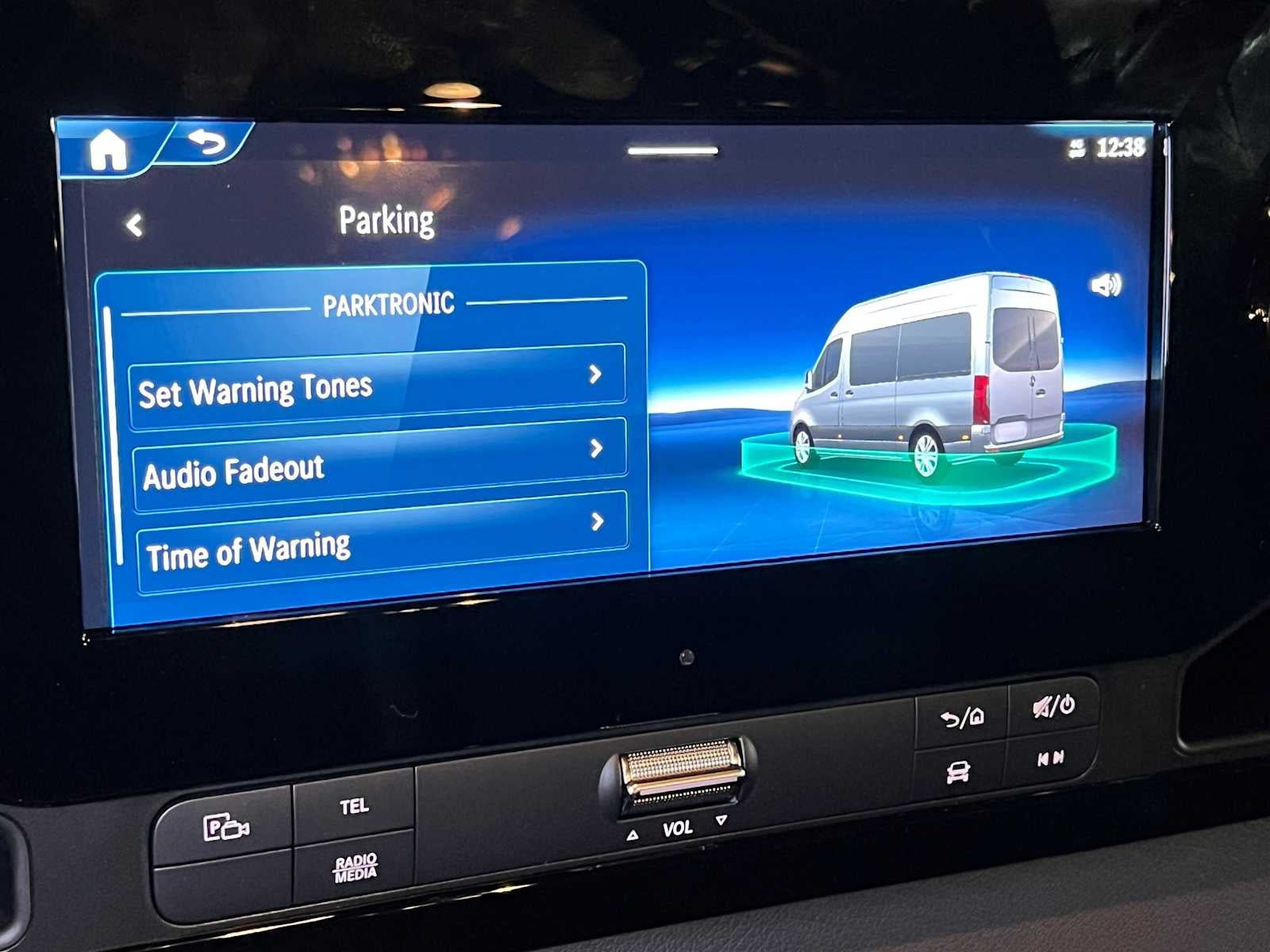 2026 Mercedes-Benz Sprinter Cargo 2500 Standard Roof I4 Diesel HO 144 AWD