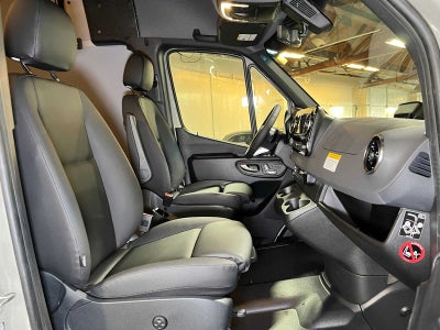 2026 Mercedes-Benz Sprinter Cargo 2500 Standard Roof I4 Diesel HO 144 AWD