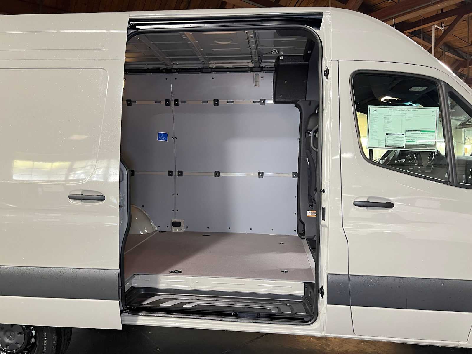 2026 Mercedes-Benz Sprinter Cargo 2500 Standard Roof I4 Diesel HO 144 AWD