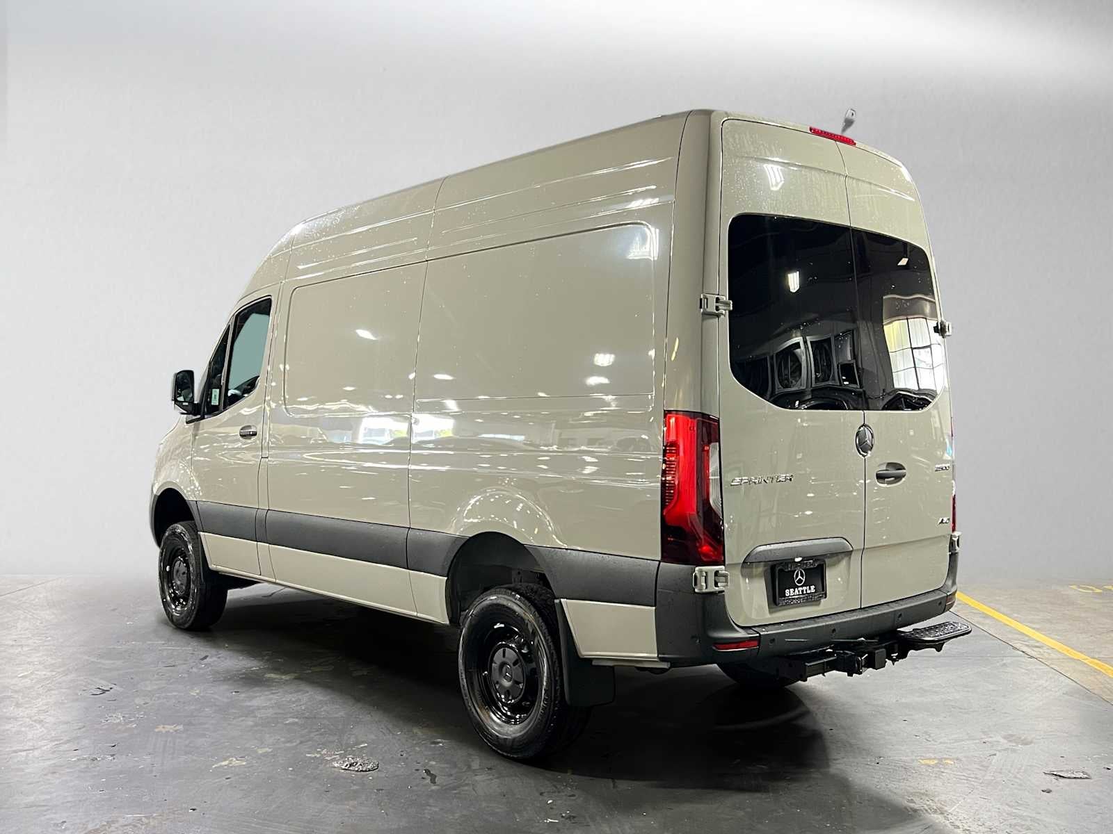 2026 Mercedes-Benz Sprinter Cargo 2500 Standard Roof I4 Diesel HO 144 AWD