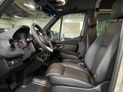 2026 Mercedes-Benz Sprinter 2500 Standard Roof I4 Diesel HO 144 AWD