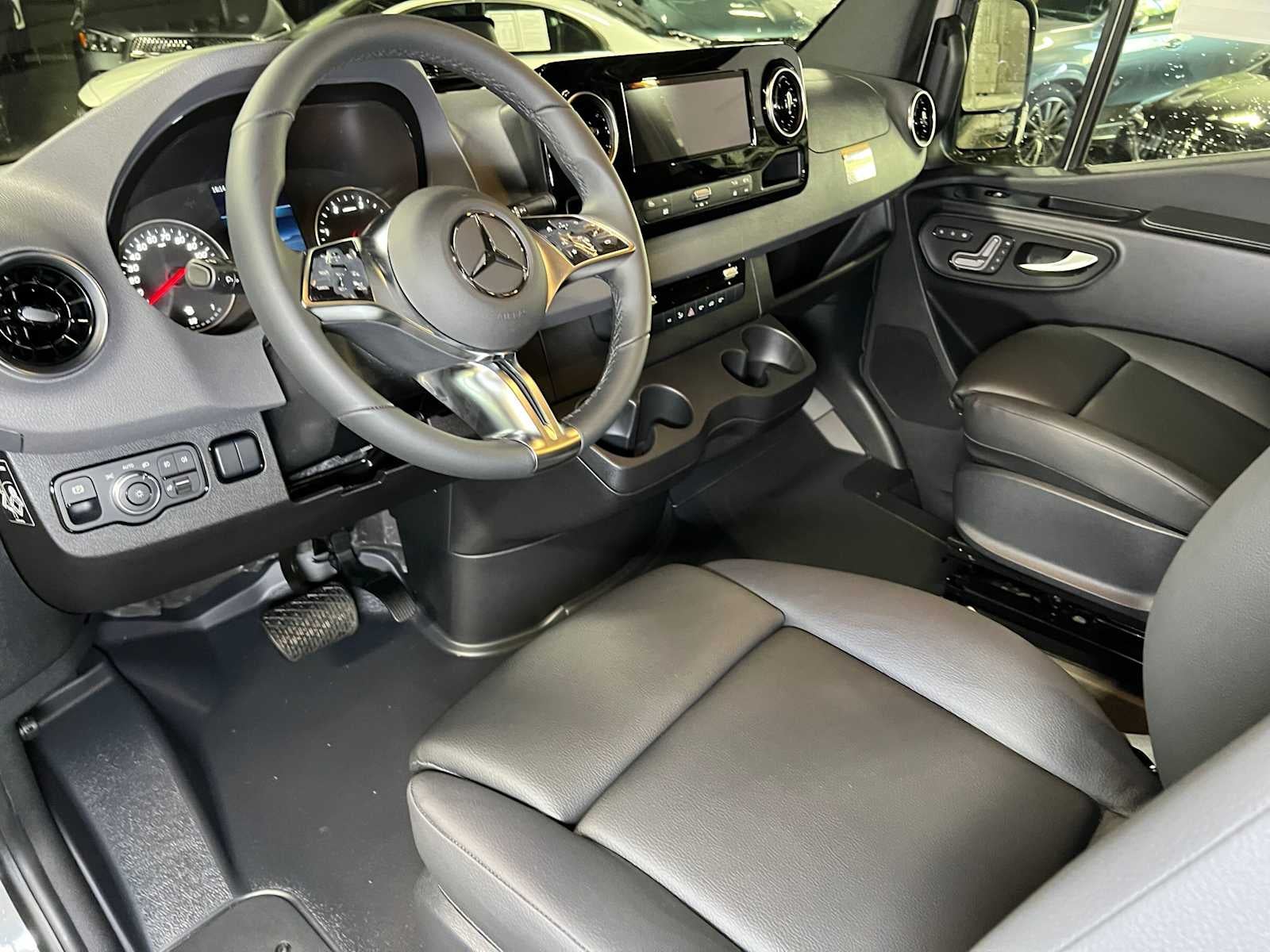 2026 Mercedes-Benz Sprinter Cargo 2500 Standard Roof I4 Diesel HO 144 AWD