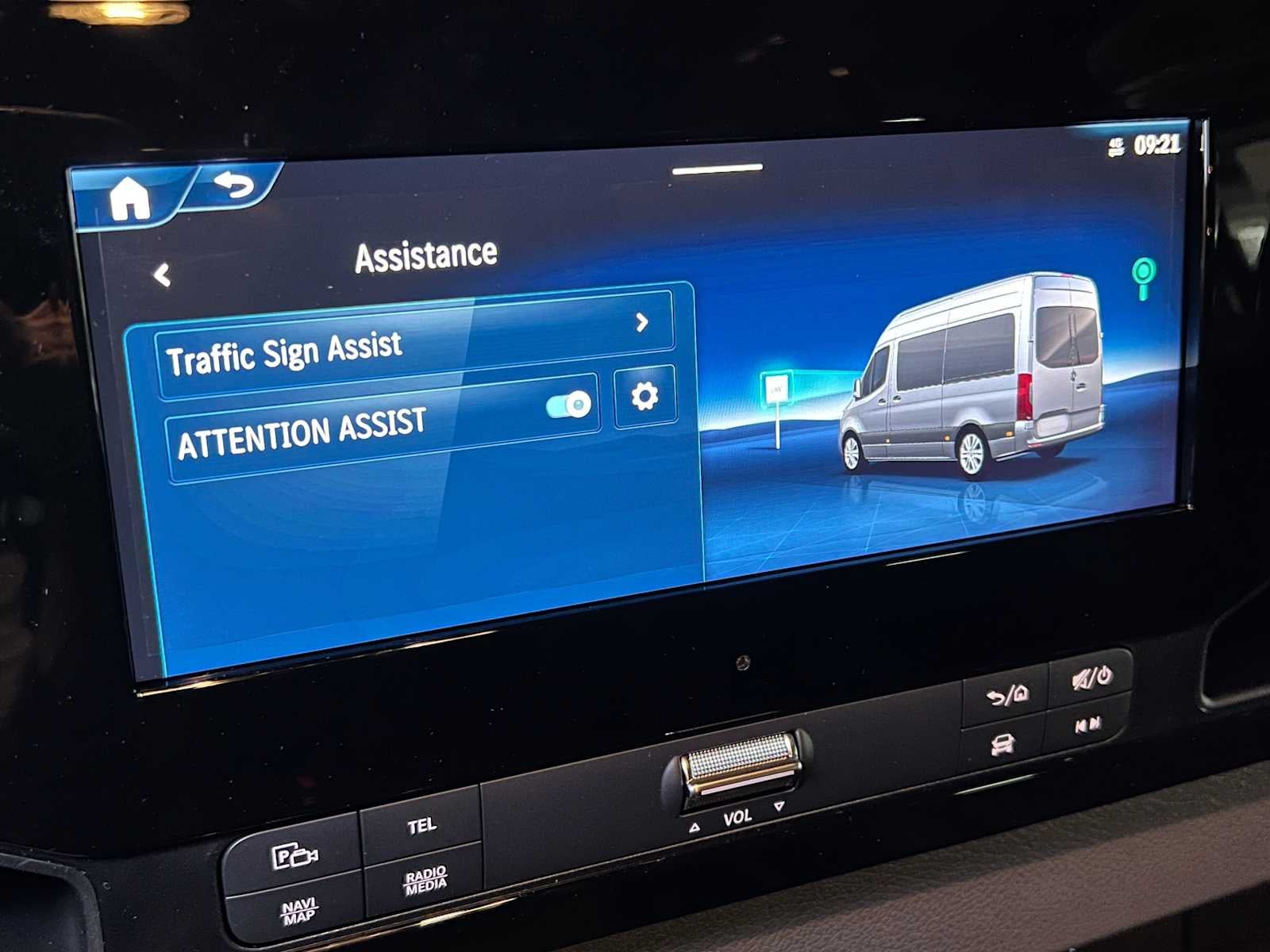 2026 Mercedes-Benz Sprinter 2500 High Roof I4 Diesel HO 170 AWD