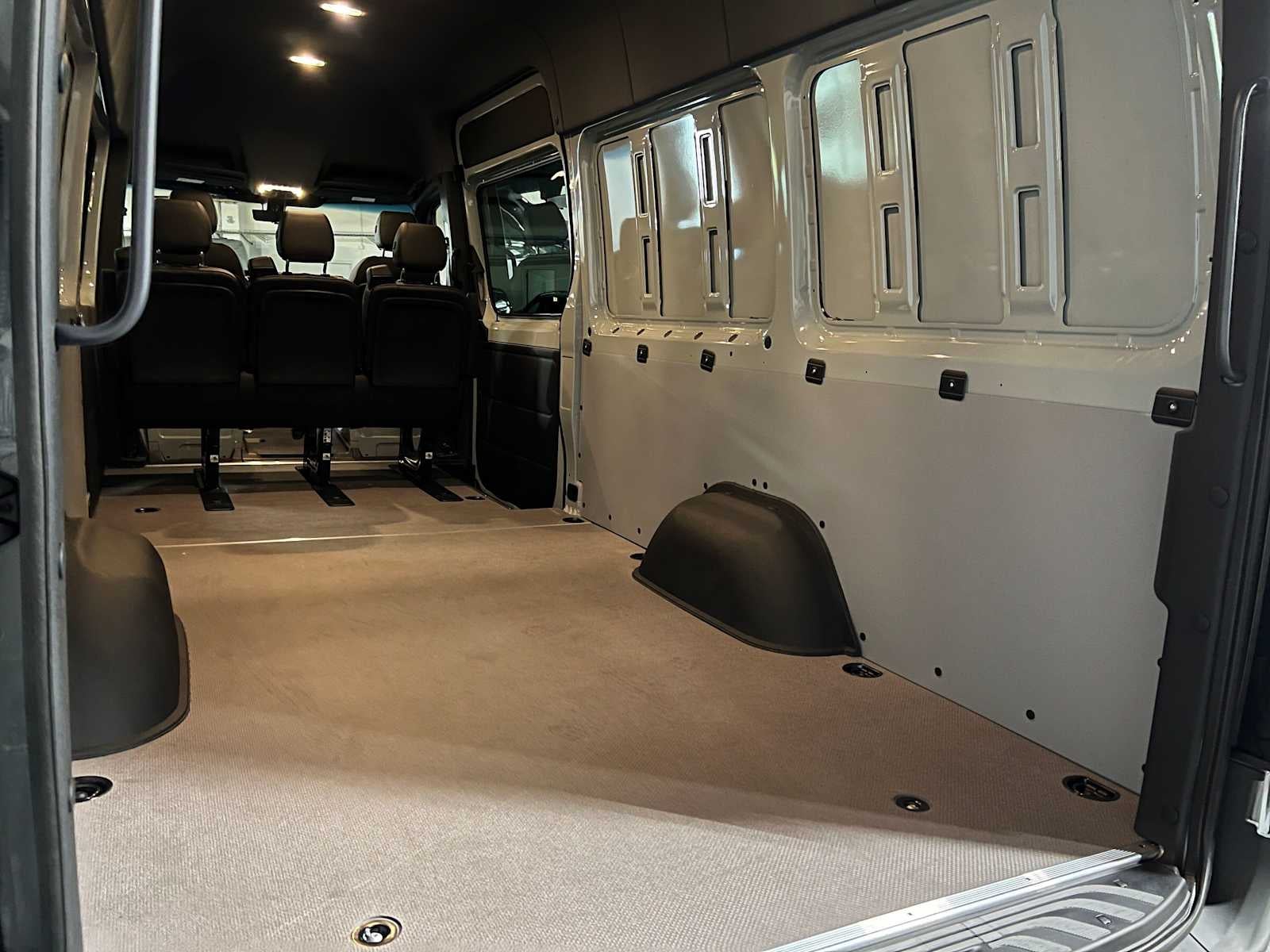 2026 Mercedes-Benz Sprinter Crew 2500 High Roof I4 Diesel HO 170 AWD
