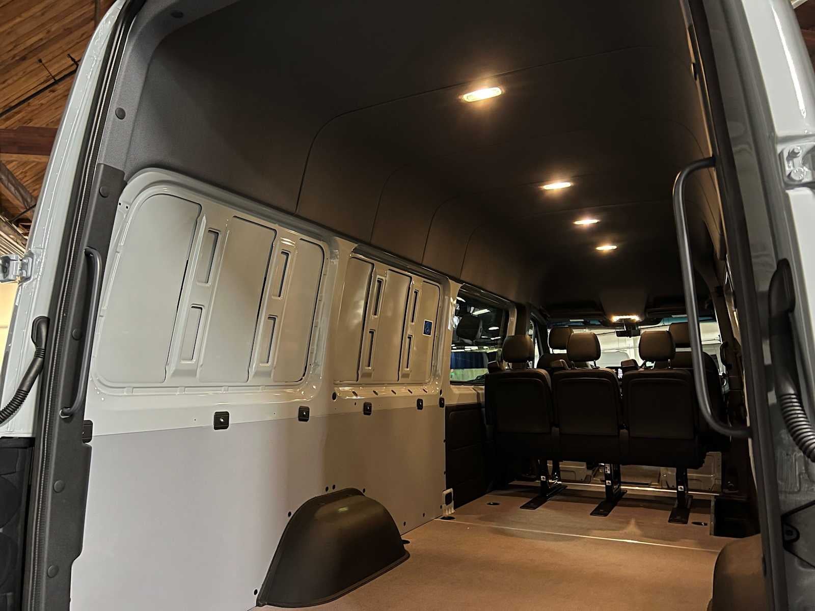 2026 Mercedes-Benz Sprinter Crew 2500 High Roof I4 Diesel HO 170 AWD
