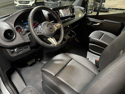 2026 Mercedes-Benz Sprinter Crew 2500 High Roof I4 Diesel HO 170 AWD