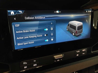 2026 Mercedes-Benz Sprinter Crew 2500 High Roof I4 Diesel HO 170 AWD