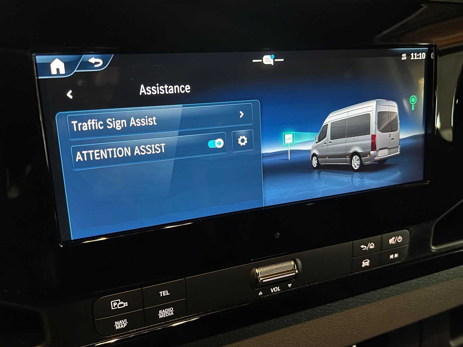 2026 Mercedes-Benz Sprinter Crew 2500 High Roof I4 Diesel HO 170 AWD