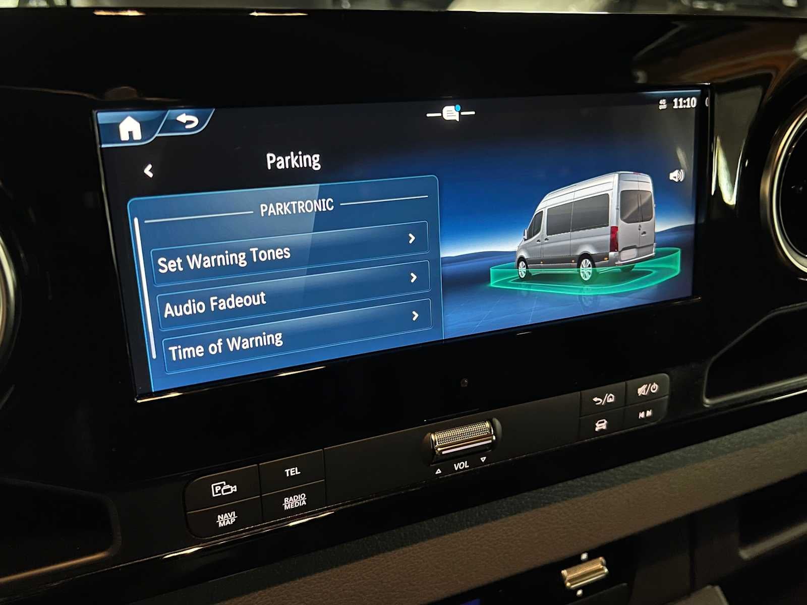 2026 Mercedes-Benz Sprinter Crew 2500 High Roof I4 Diesel HO 170 AWD