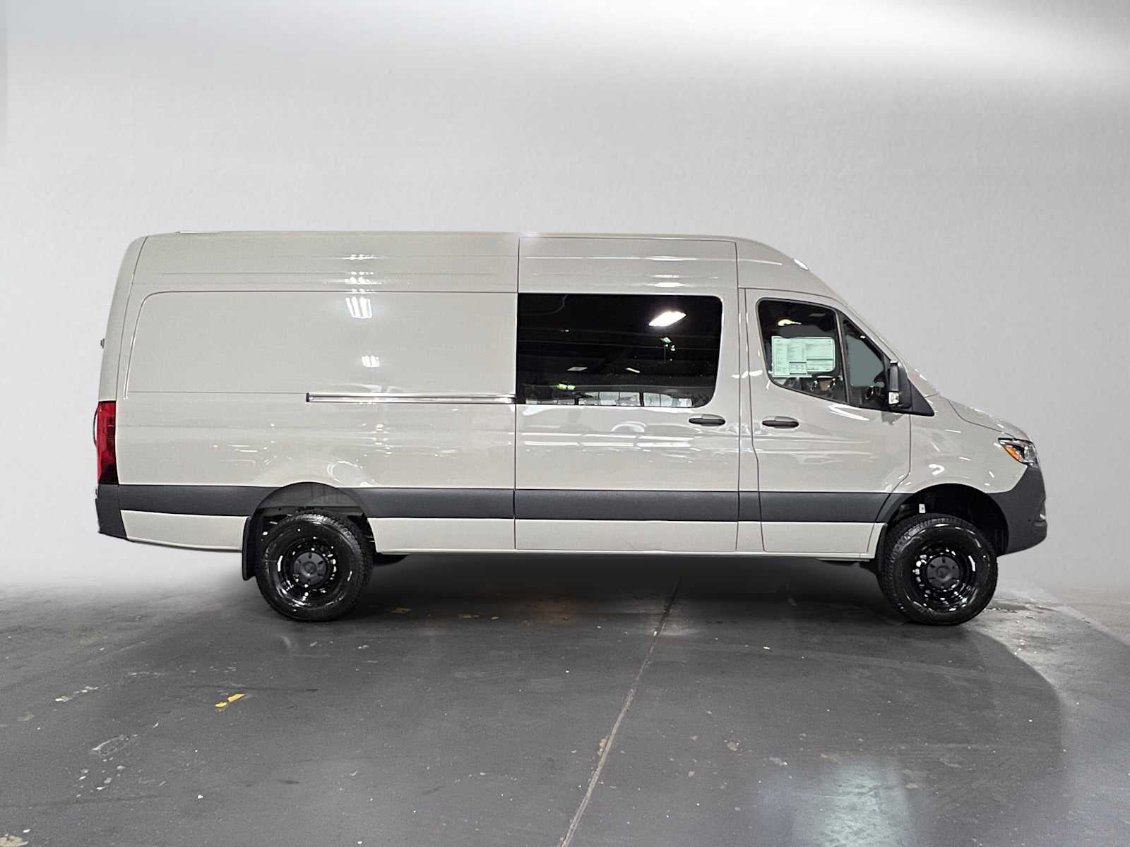 2026 Mercedes-Benz Sprinter 2500 High Roof I4 Diesel HO 170 AWD