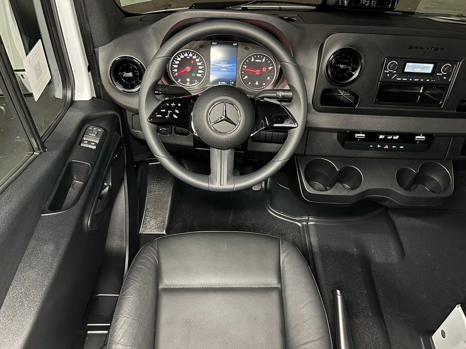 2025 Mercedes-Benz Sprinter Cargo Van 2500 Standard Roof I4 Diesel 144 RWD
