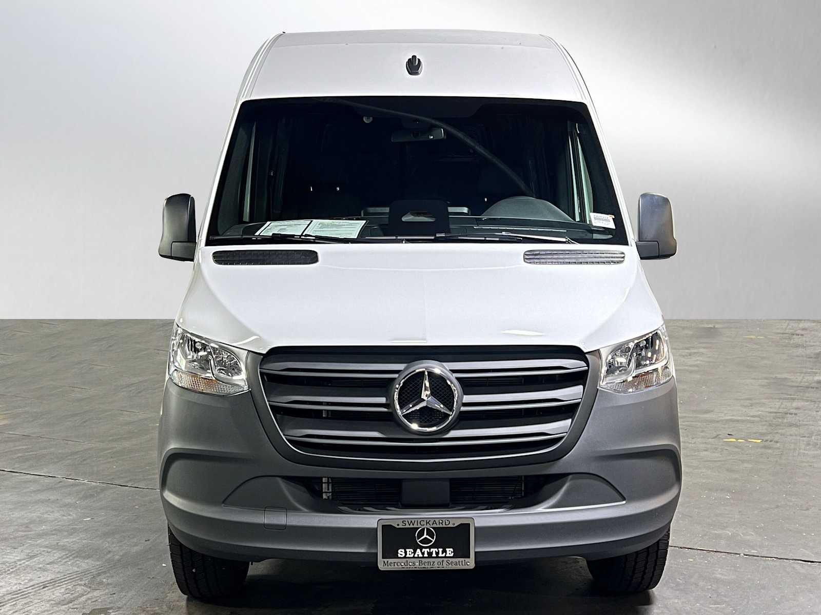 2025 Mercedes-Benz Sprinter Cargo Van 2500 Standard Roof I4 Diesel 144 RWD