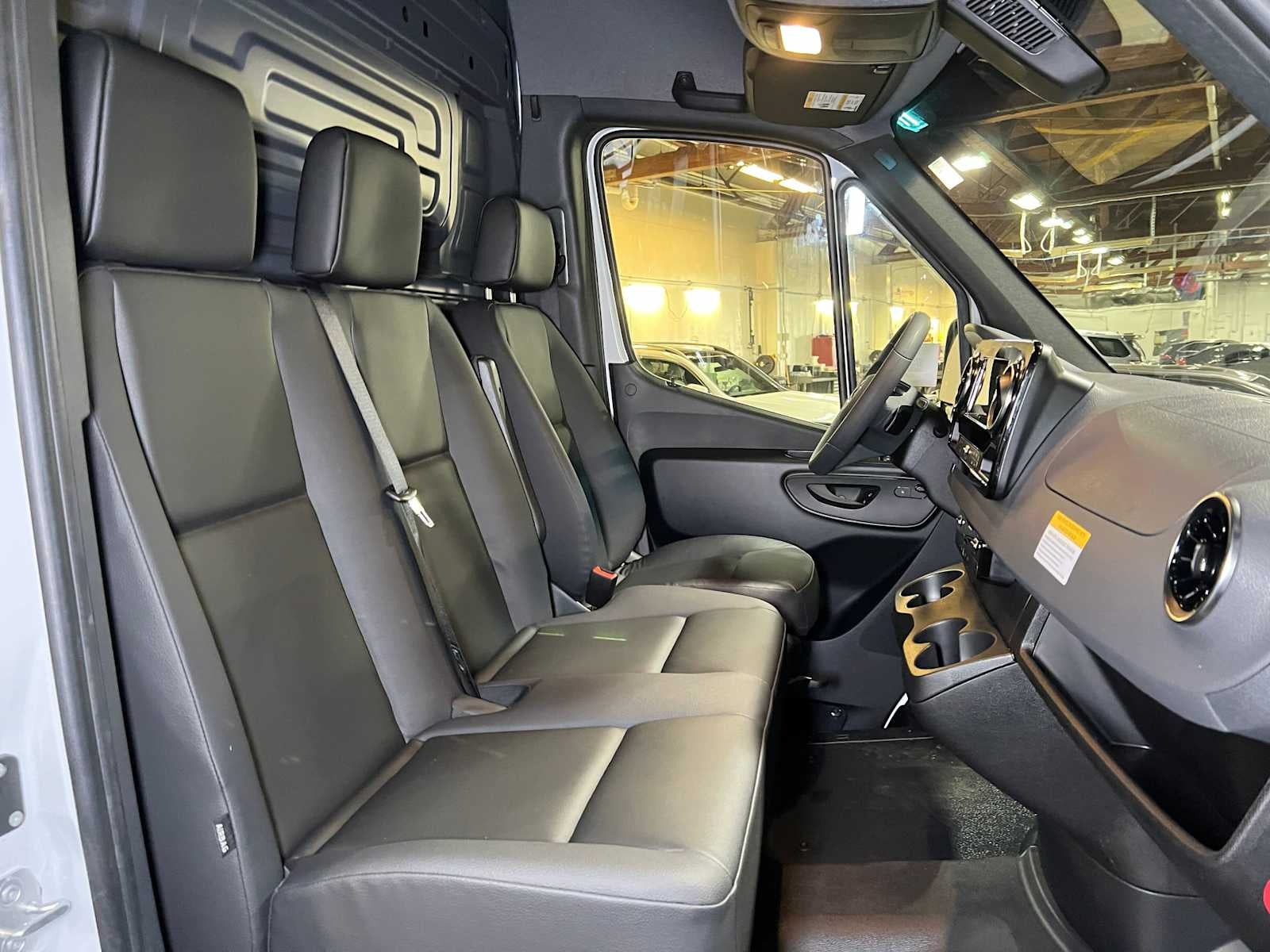 2026 Mercedes-Benz Sprinter Cargo 2500 Standard Roof I4 Diesel 144 RWD