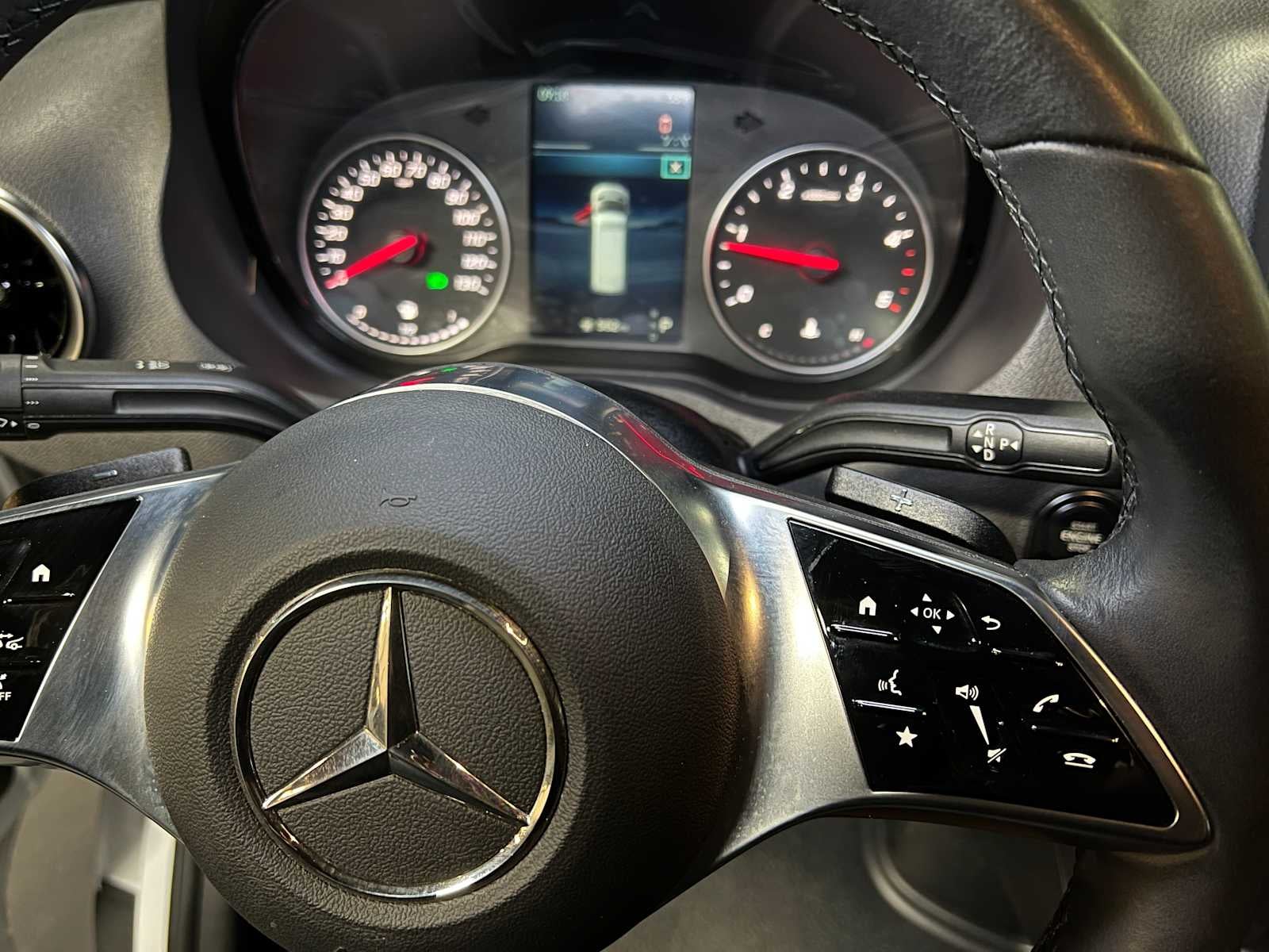 2025 Mercedes-Benz Sprinter Cargo Van 2500 Standard Roof I4 Diesel 144" RWD