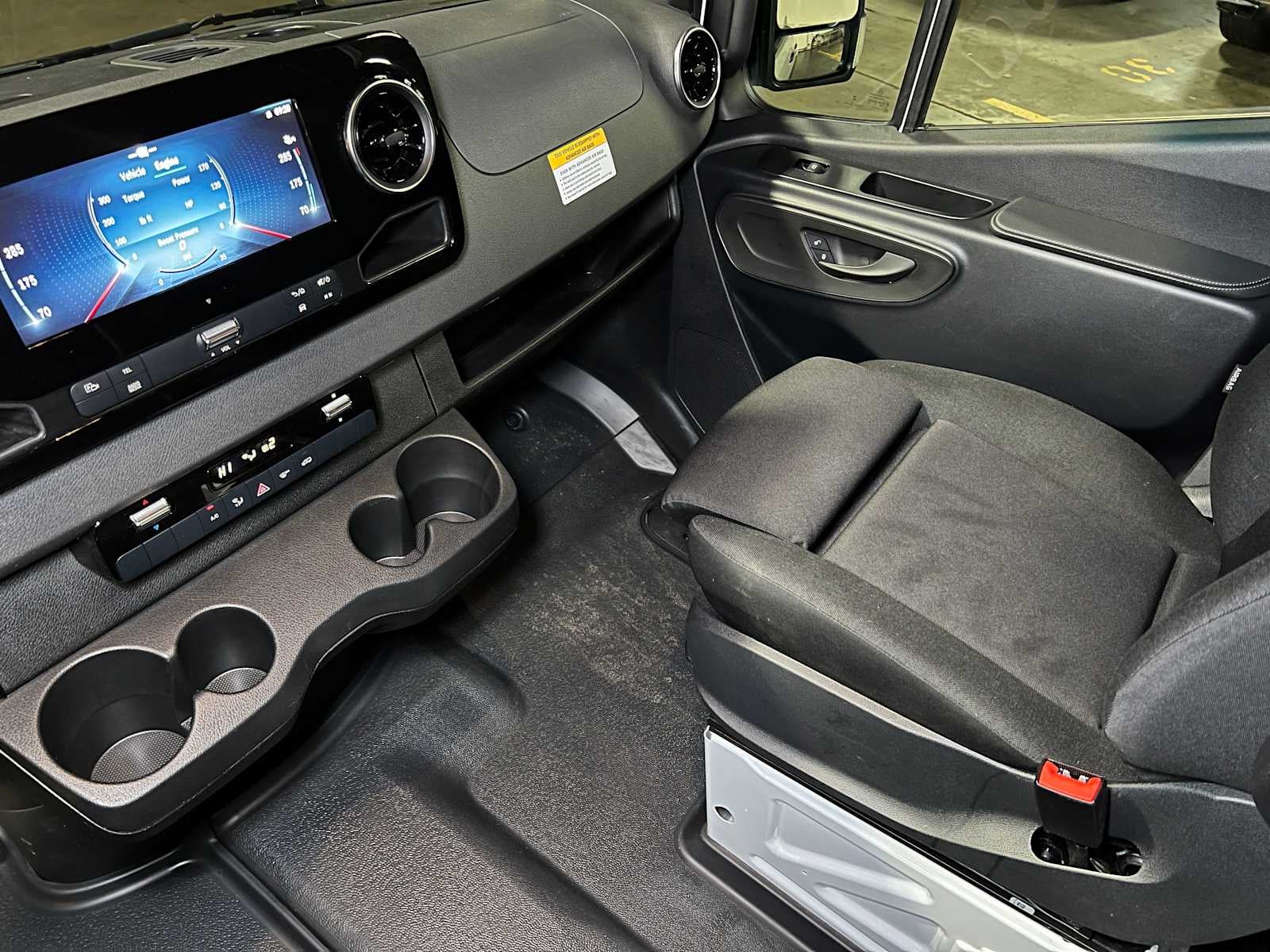 2025 Mercedes-Benz Sprinter Cargo Van 2500 Standard Roof I4 Diesel 144" RWD