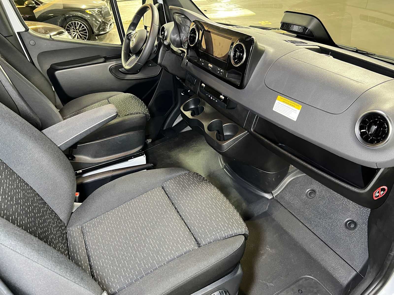 2026 Mercedes-Benz Sprinter 2500 Standard Roof I4 Diesel 144 RWD