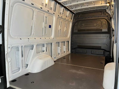 2026 Mercedes-Benz Sprinter 2500 Standard Roof I4 Diesel 144 RWD