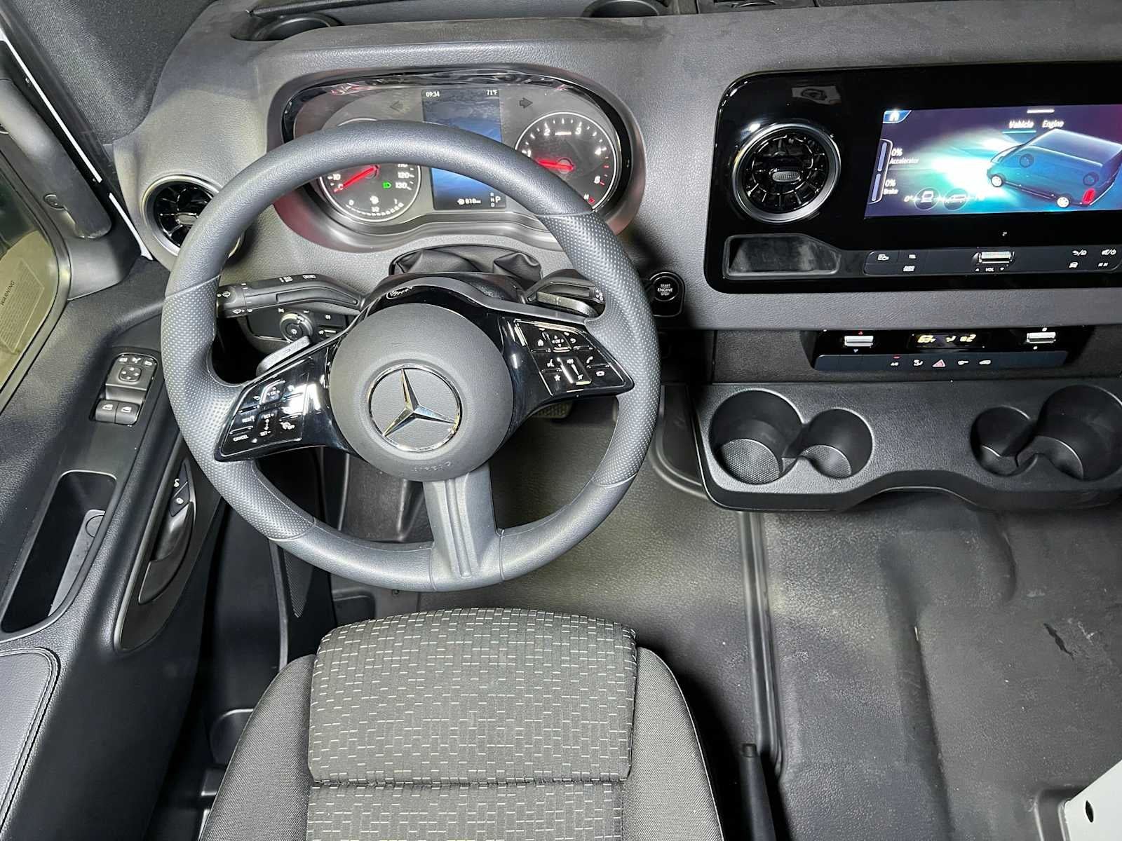 2026 Mercedes-Benz Sprinter 2500 Standard Roof I4 Diesel 144 RWD