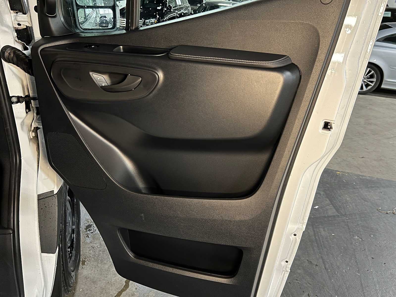 2026 Mercedes-Benz Sprinter 2500 Standard Roof I4 Diesel 144 RWD