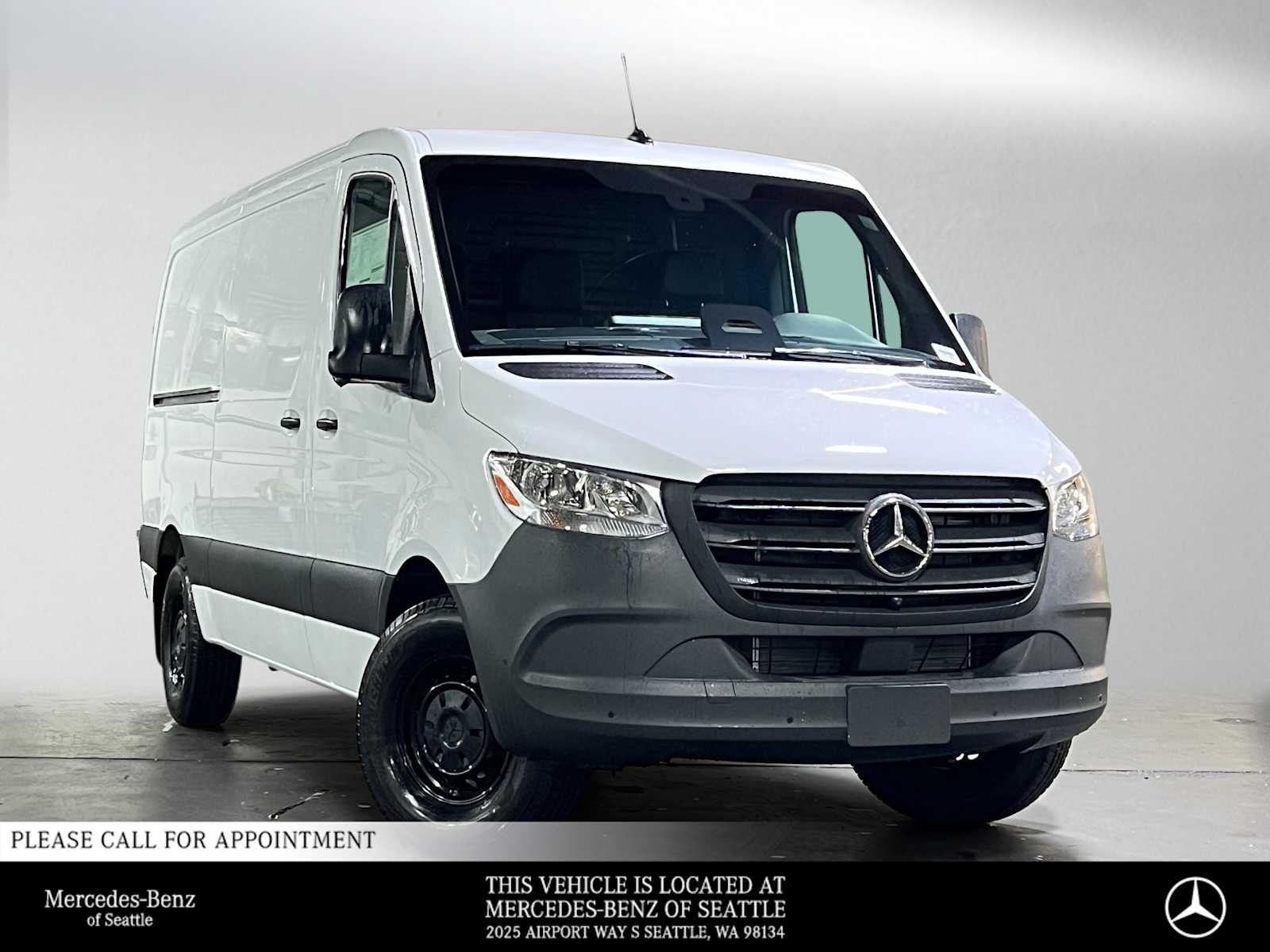 2026 Mercedes-Benz Sprinter 2500 Standard Roof I4 Diesel 144 RWD