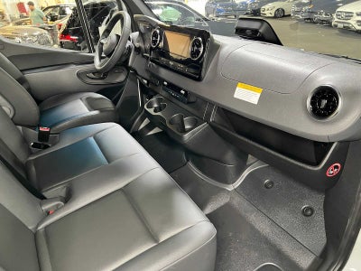 2026 Mercedes-Benz Sprinter 2500 Standard Roof I4 Diesel 144 RWD