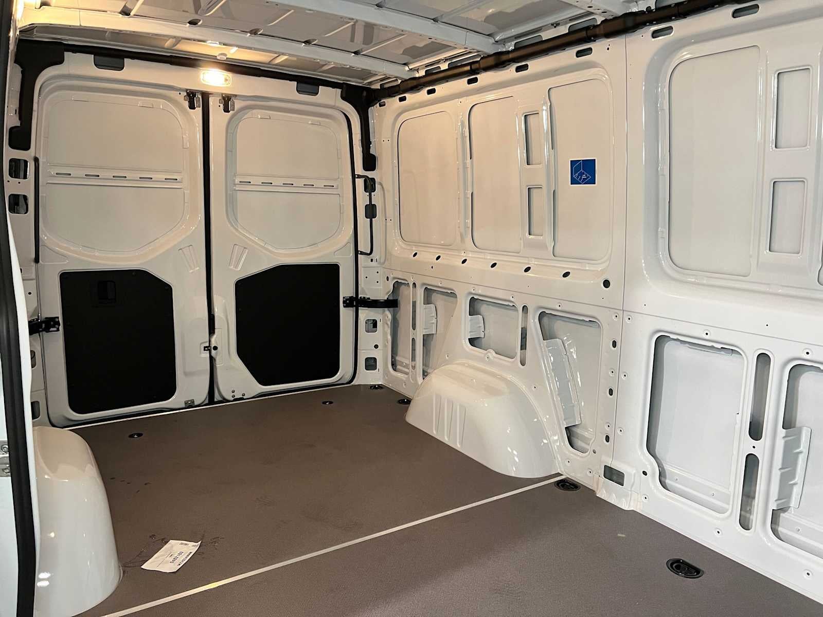 2026 Mercedes-Benz Sprinter 2500 Standard Roof I4 Diesel 144 RWD
