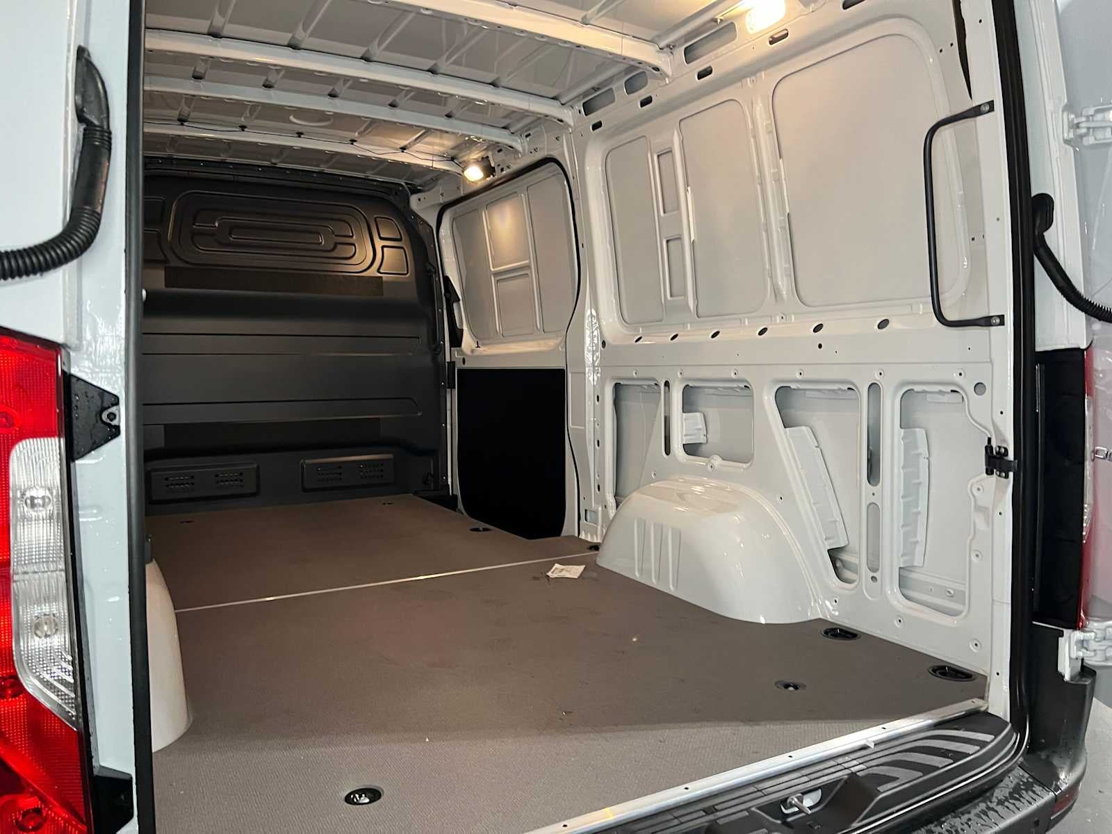 2026 Mercedes-Benz Sprinter 2500 Standard Roof I4 Diesel 144 RWD
