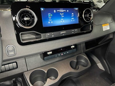 2026 Mercedes-Benz Sprinter 2500 Standard Roof I4 Diesel 144 RWD