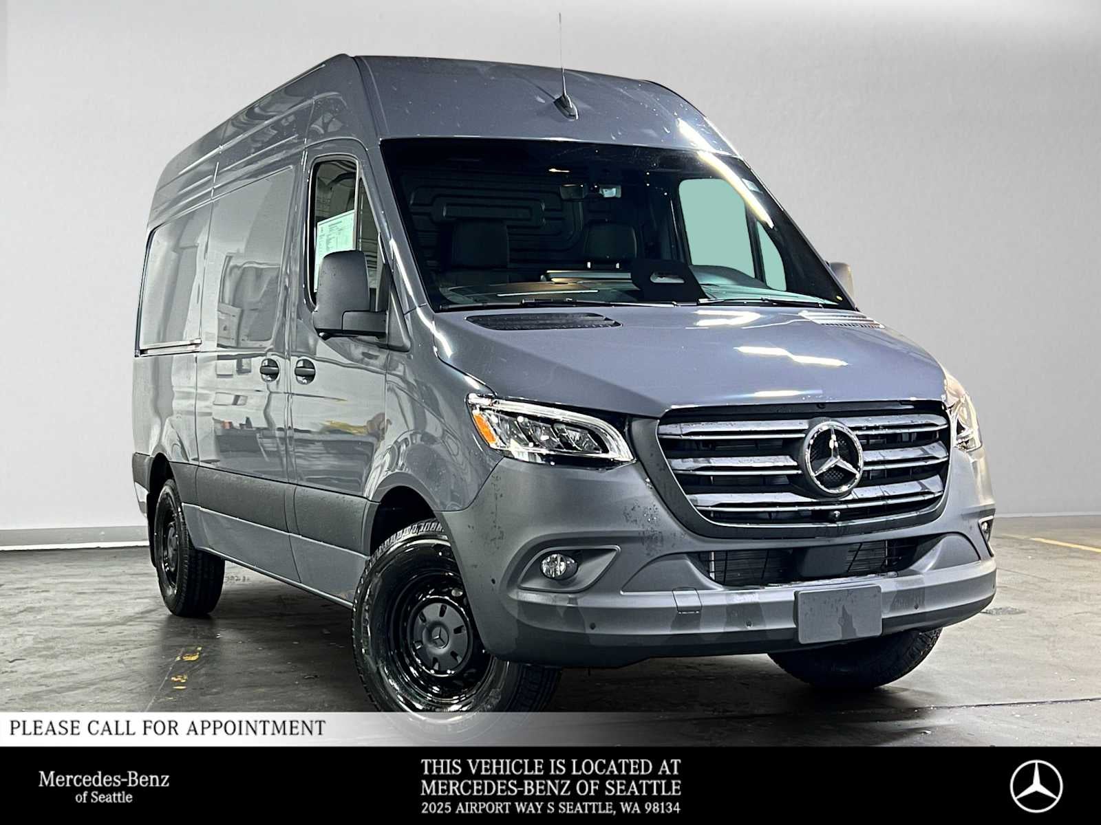2026 Mercedes-Benz Sprinter Cargo 2500 Standard Roof I4 Diesel 144 RWD