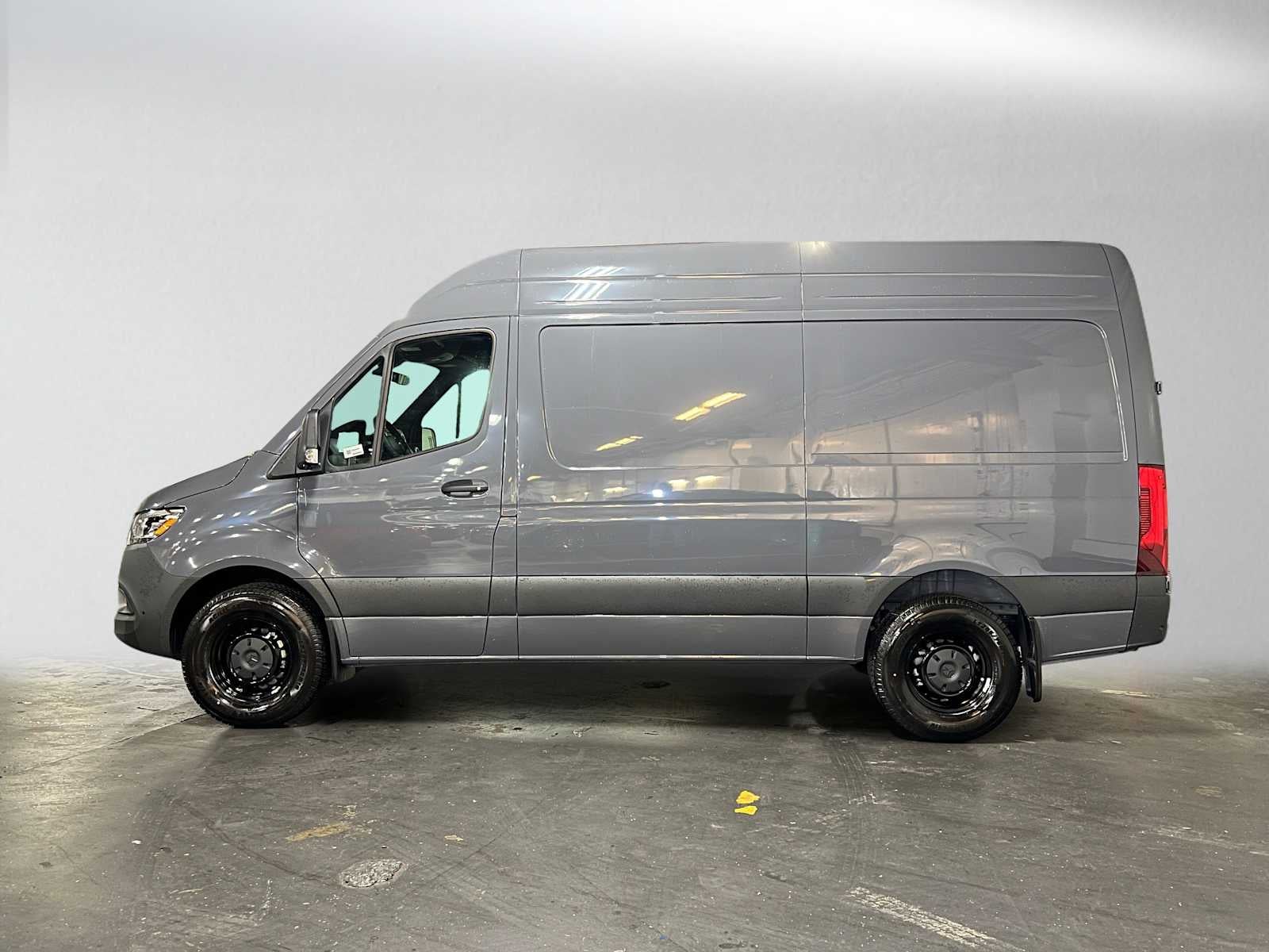 2026 Mercedes-Benz Sprinter Cargo 2500 Standard Roof I4 Diesel 144 RWD