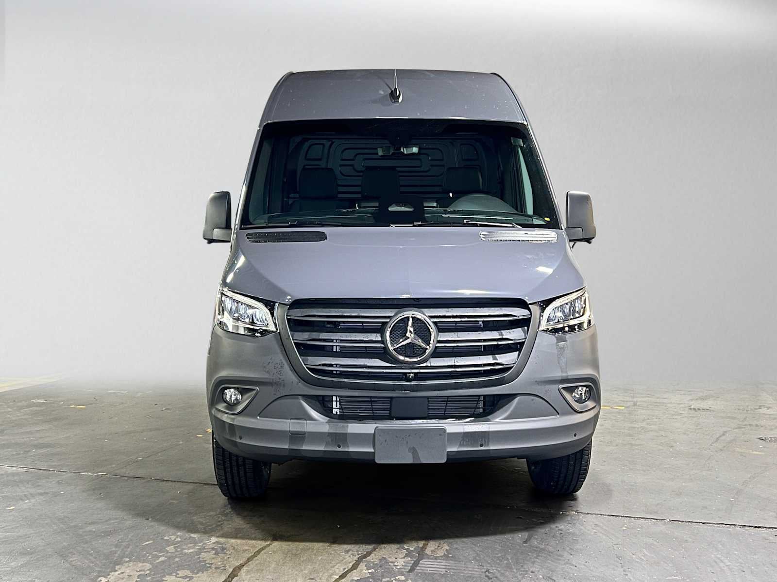 2026 Mercedes-Benz Sprinter Cargo 2500 Standard Roof I4 Diesel 144 RWD