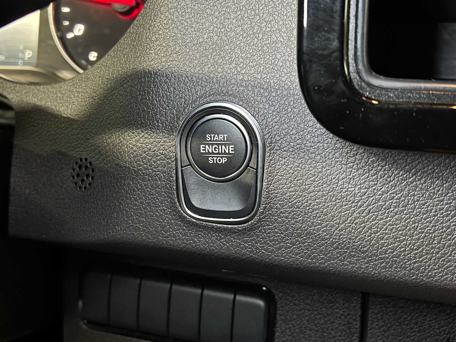 2025 Mercedes-Benz Sprinter Cargo Van 2500 Standard Roof I4 Diesel 144" RWD