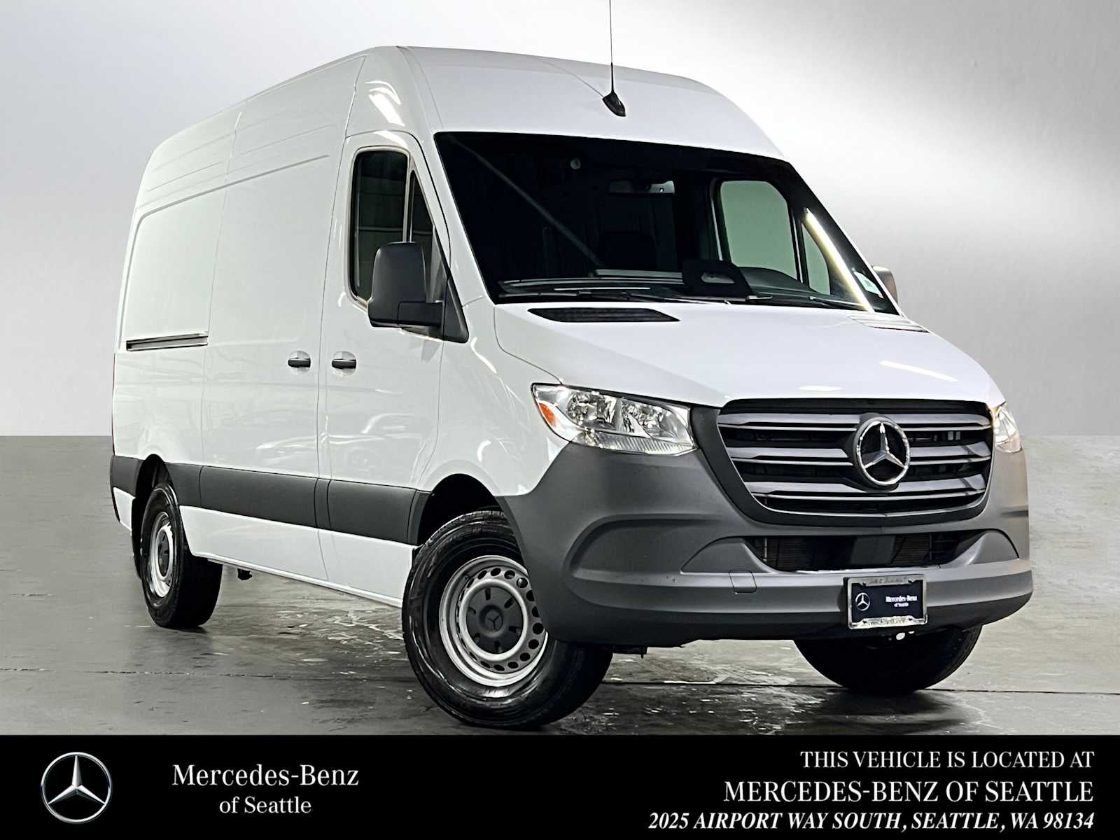 2025 Mercedes-Benz Sprinter Cargo Van 2500 Standard Roof I4 Diesel 144 RWD