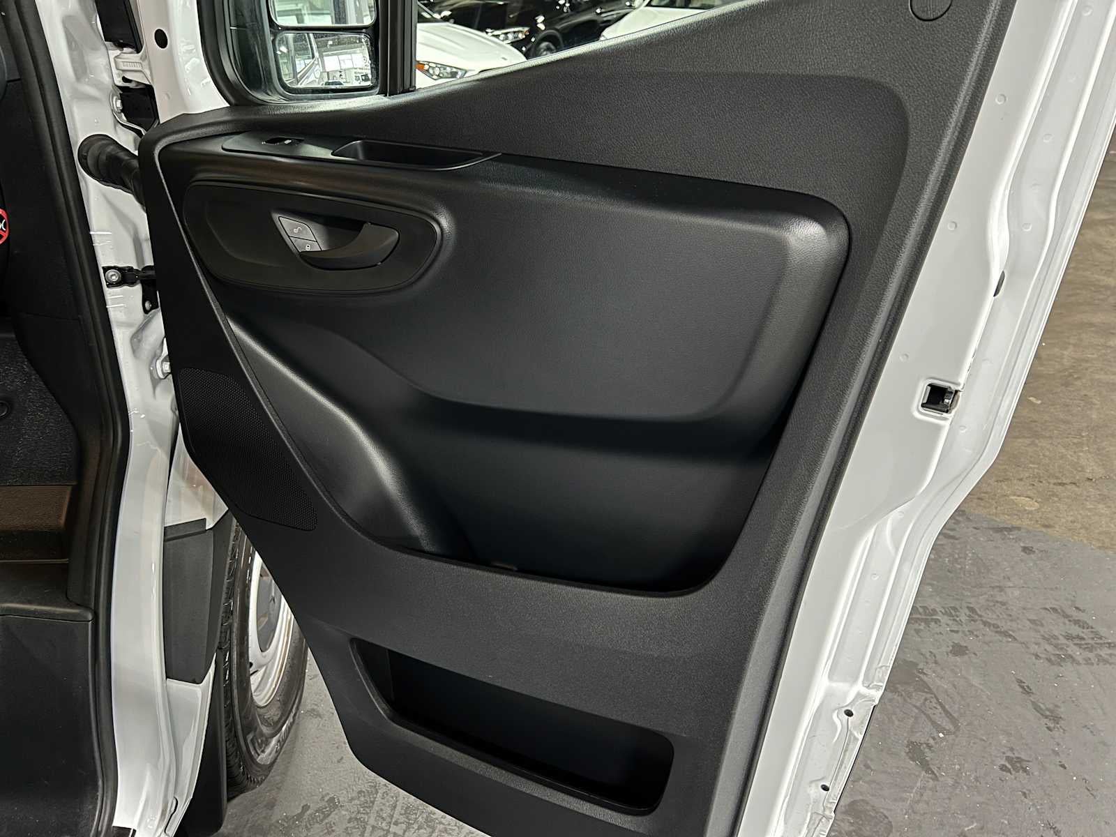 2025 Mercedes-Benz Sprinter Cargo Van 2500 Standard Roof I4 Diesel 144 RWD