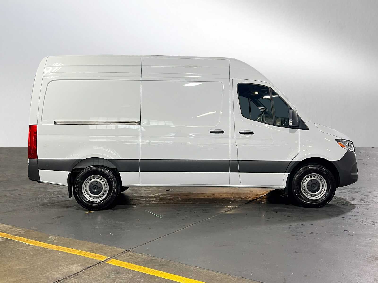 2025 Mercedes-Benz Sprinter Cargo Van 2500 Standard Roof I4 Diesel 144 RWD