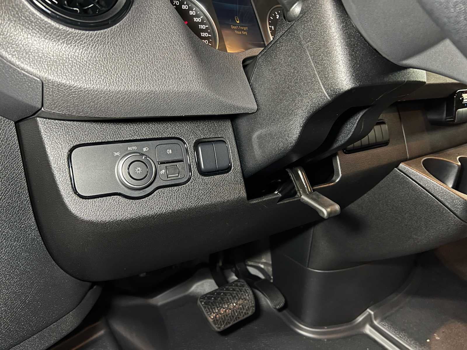 2025 Mercedes-Benz Sprinter Cargo Van 2500 Standard Roof I4 Diesel 144 RWD