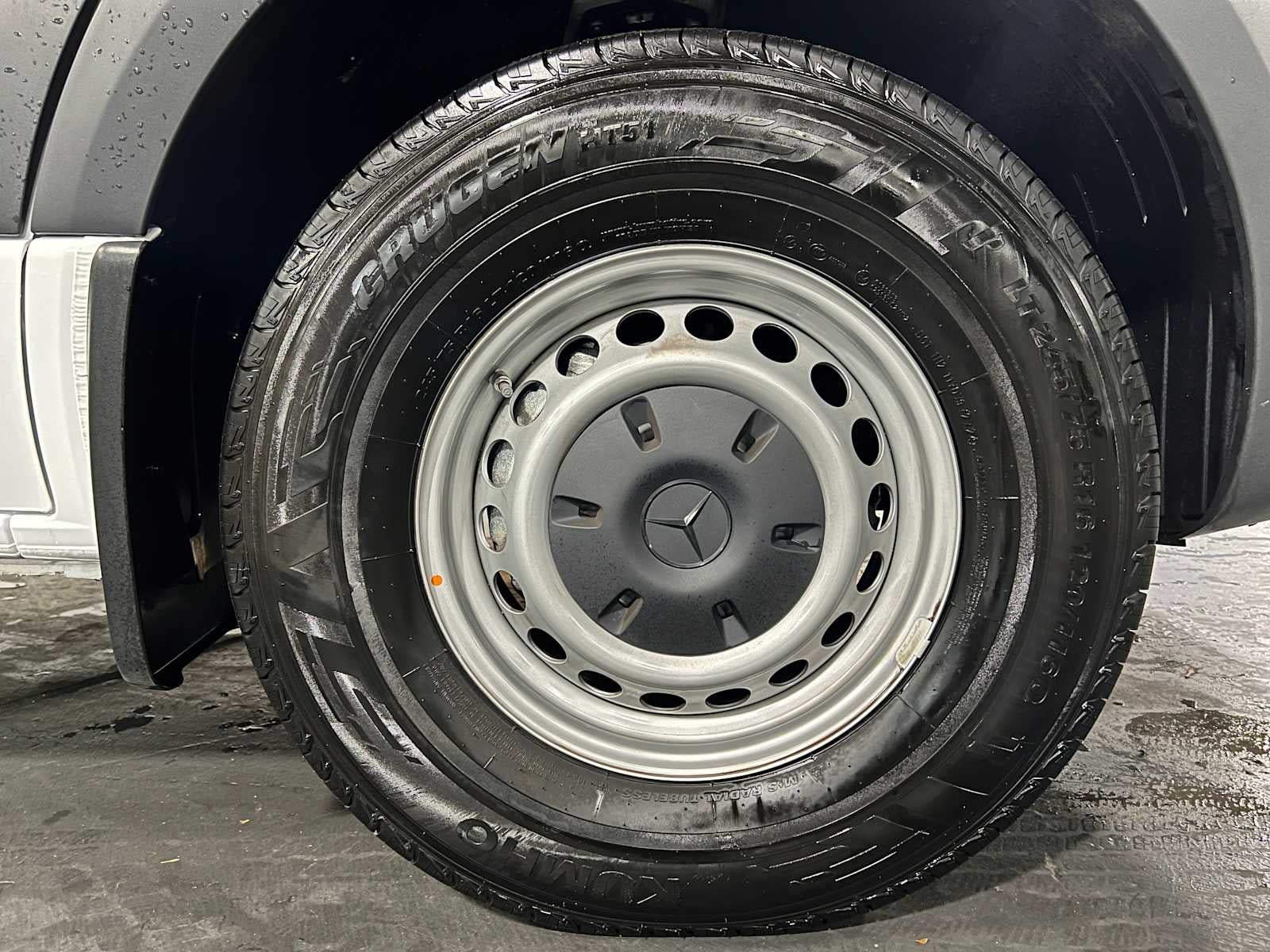 2025 Mercedes-Benz Sprinter Cargo Van 2500 Standard Roof I4 Diesel 144 RWD