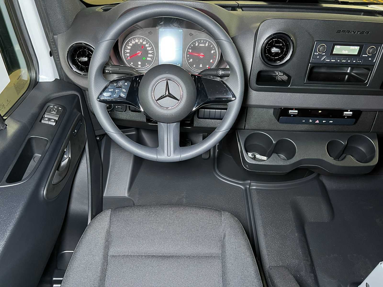 2025 Mercedes-Benz Sprinter Cargo Van 2500 Standard Roof I4 Diesel 144" RWD