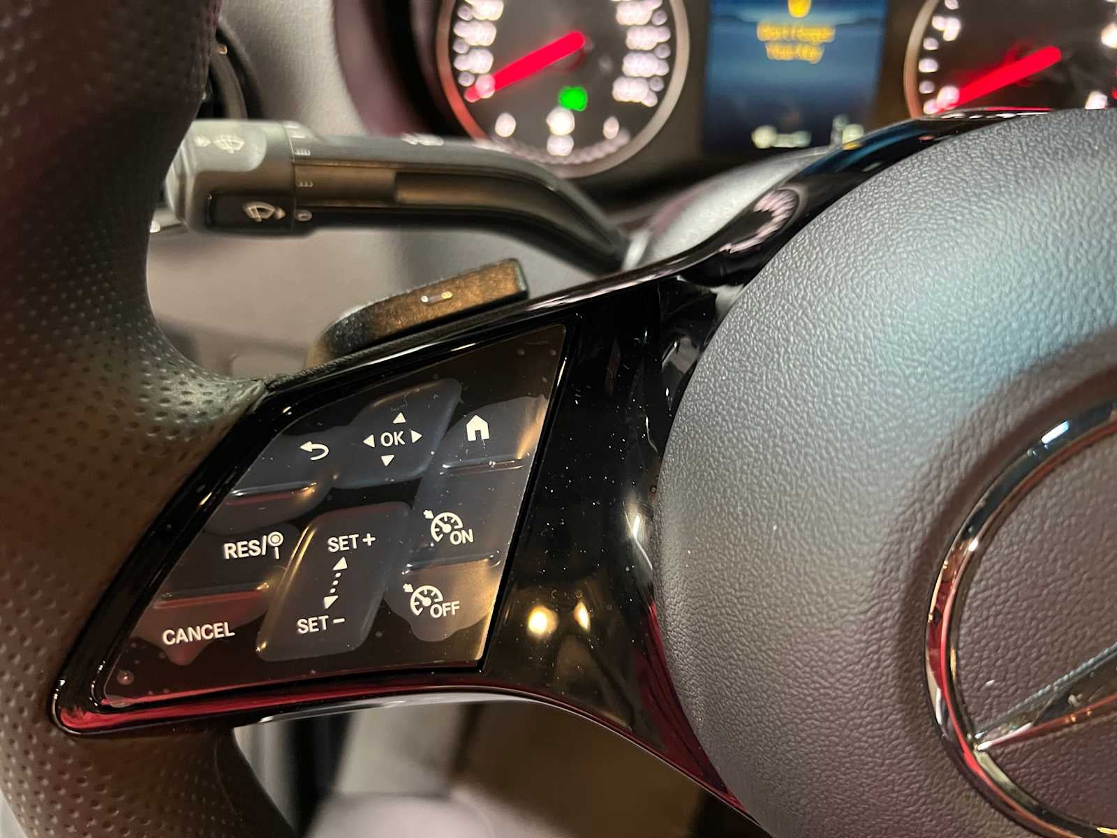 2025 Mercedes-Benz Sprinter Cargo Van 2500 Standard Roof I4 Diesel 144" RWD