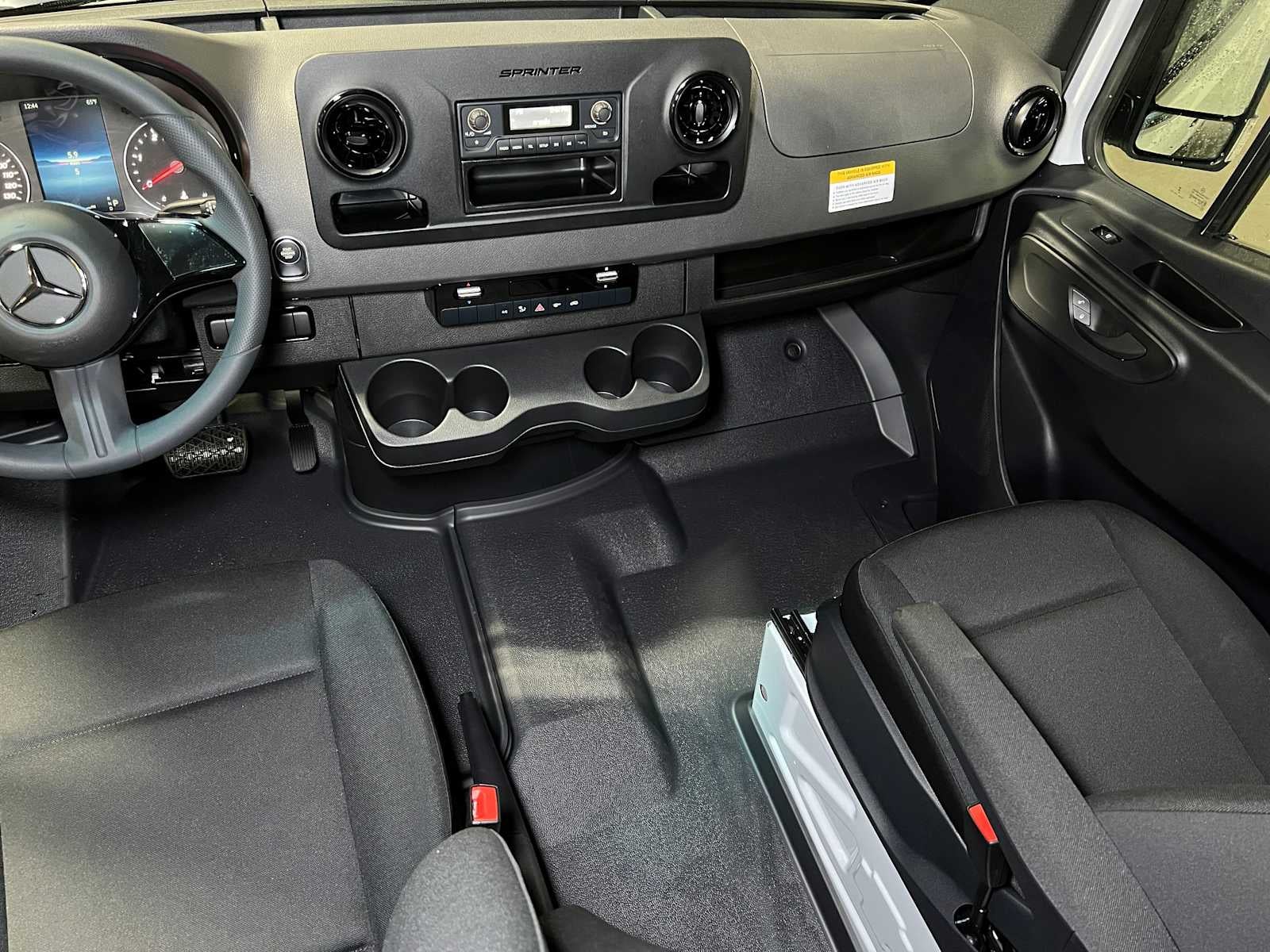 2025 Mercedes-Benz Sprinter Cargo Van 2500 Standard Roof I4 Diesel 144" RWD