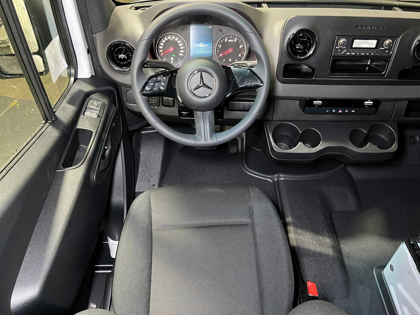 2025 Mercedes-Benz Sprinter Cargo Van 2500 Standard Roof I4 Diesel 144" RWD