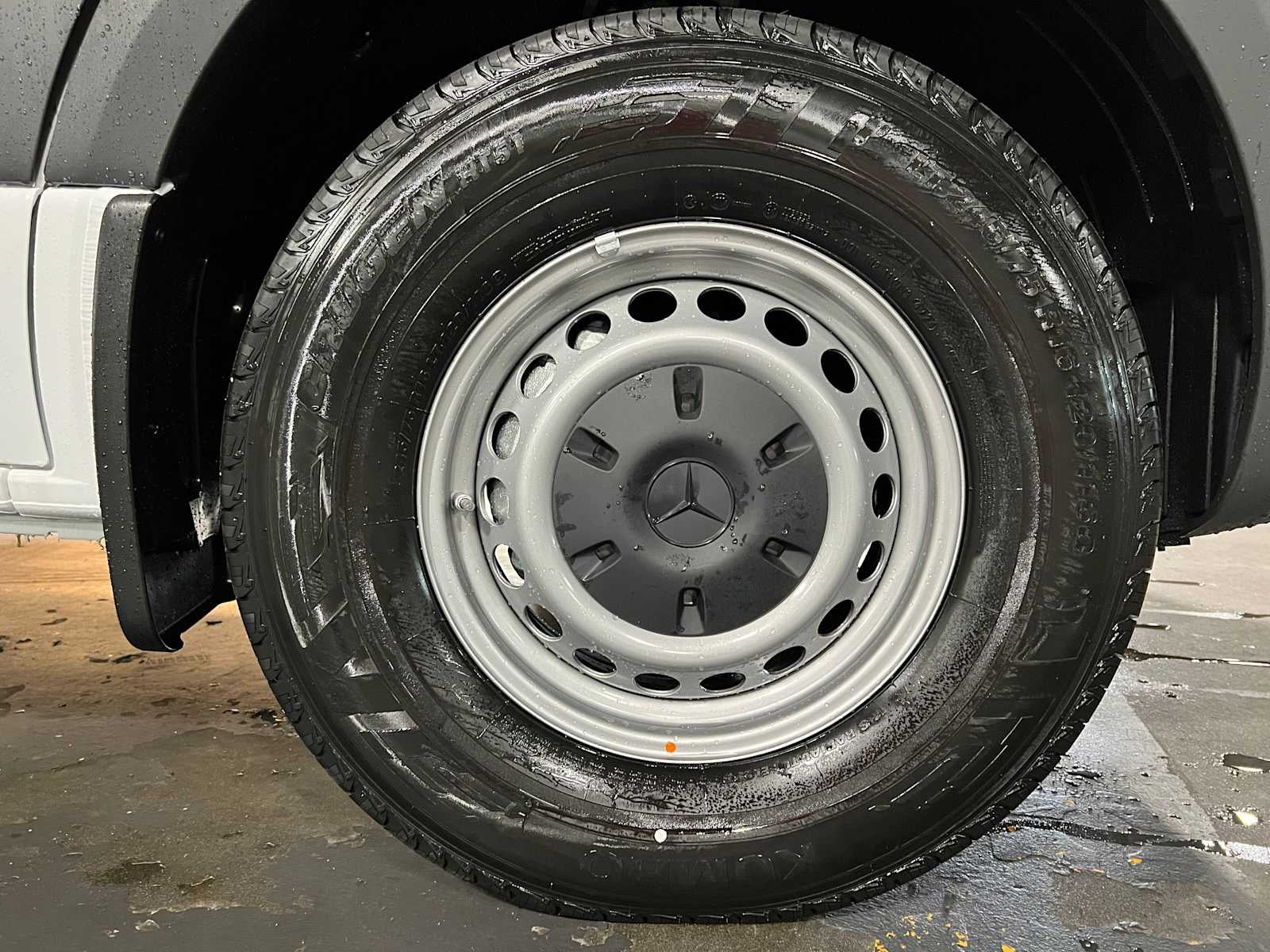 2025 Mercedes-Benz Sprinter Cargo Van 2500 Standard Roof I4 Diesel 144" RWD