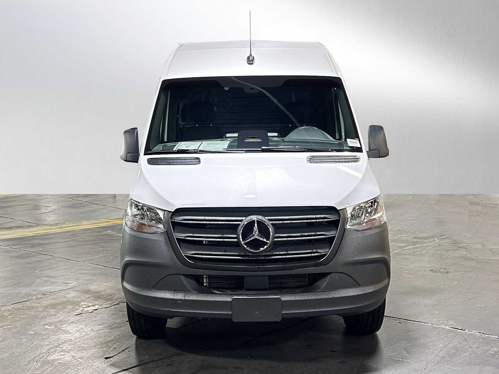 2025 Mercedes-Benz Sprinter Cargo Van 2500 Standard Roof I4 Diesel 144 RWD