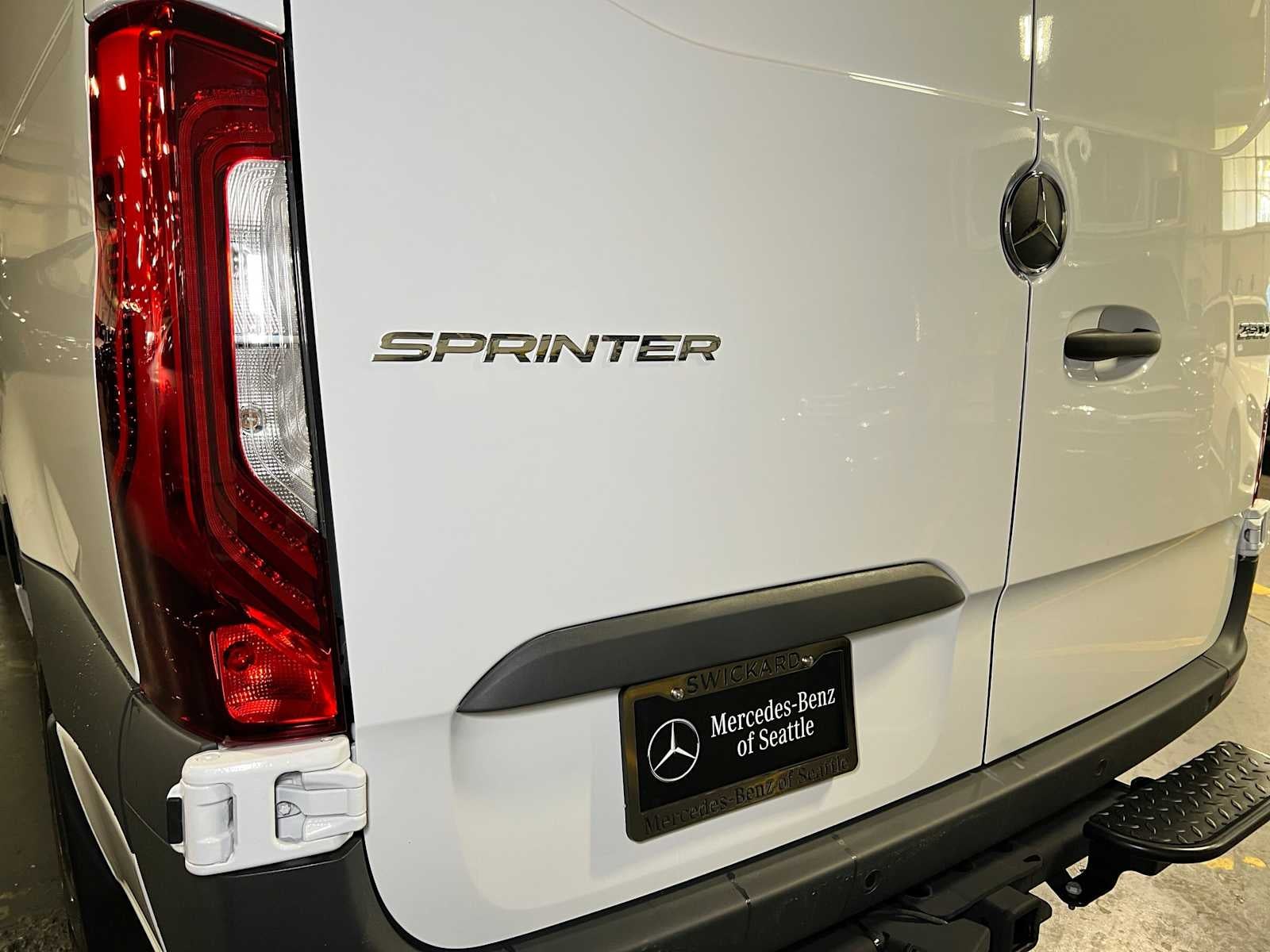 2026 Mercedes-Benz Sprinter Cargo 2500 Standard Roof I4 Diesel 144 RWD