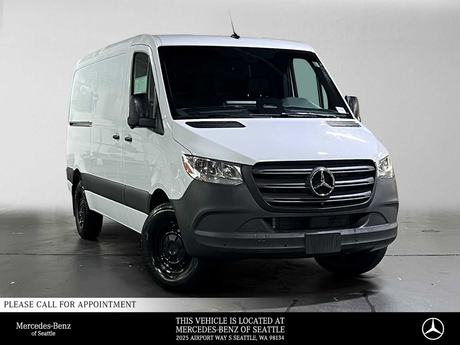 2026 Mercedes-Benz Sprinter 2500 Standard Roof I4 Diesel 144 RWD