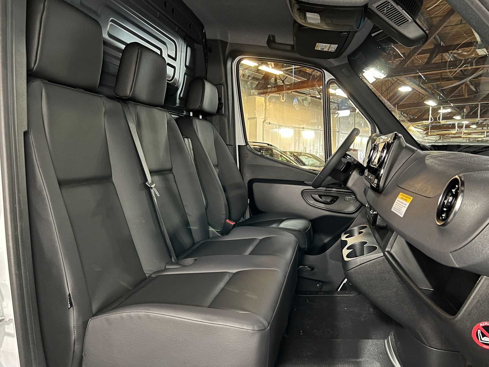 2026 Mercedes-Benz Sprinter 2500 Standard Roof I4 Diesel 144 RWD
