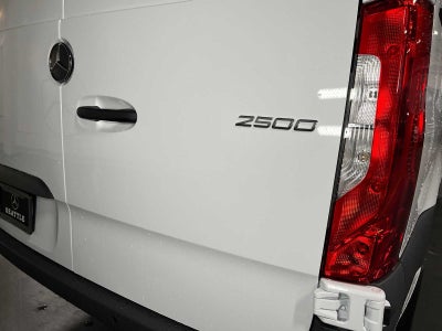 2026 Mercedes-Benz Sprinter 2500 Standard Roof I4 Diesel 144 RWD